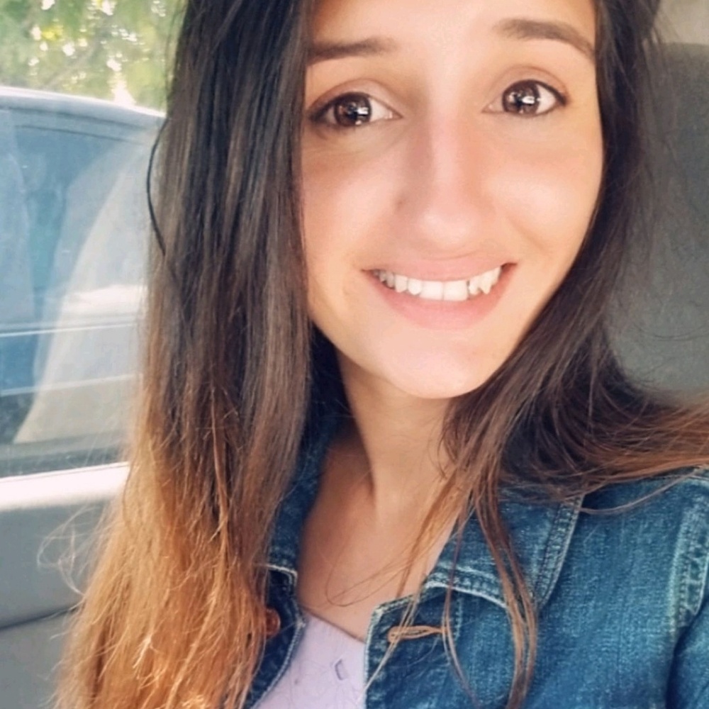 Meet your Posher, Violette